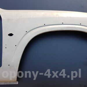 Błotnik Y61 przód prawy stal 312