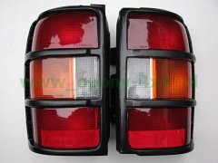 Lampa 214-1938-2A tył Pajero II