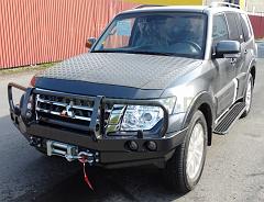 Zderzak Mitsubishi Pajero IV przód z bull ZPMb