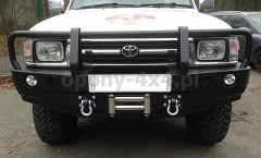 Zderzak Toyota Hilux 98-05 przód z bull ZHAb