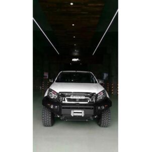 Zderzak Isuzu D-MAX 12-16 przód bez bull SNBF09